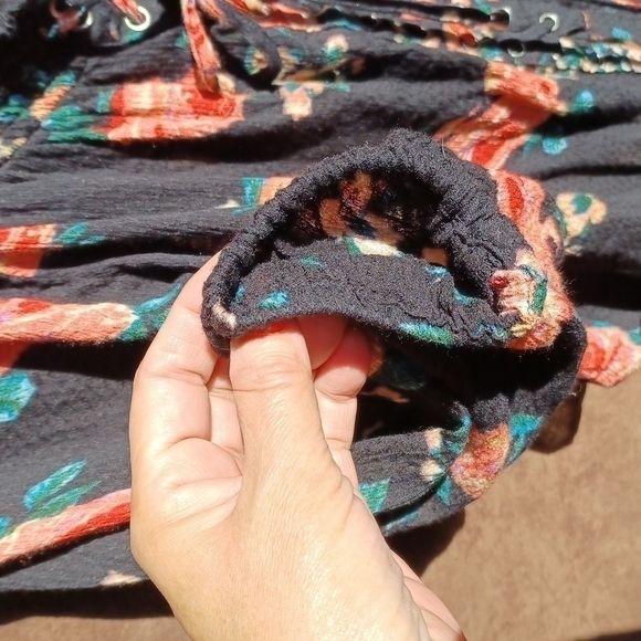 HARLOW Flower Boho Blouse - Picture 7 of 10